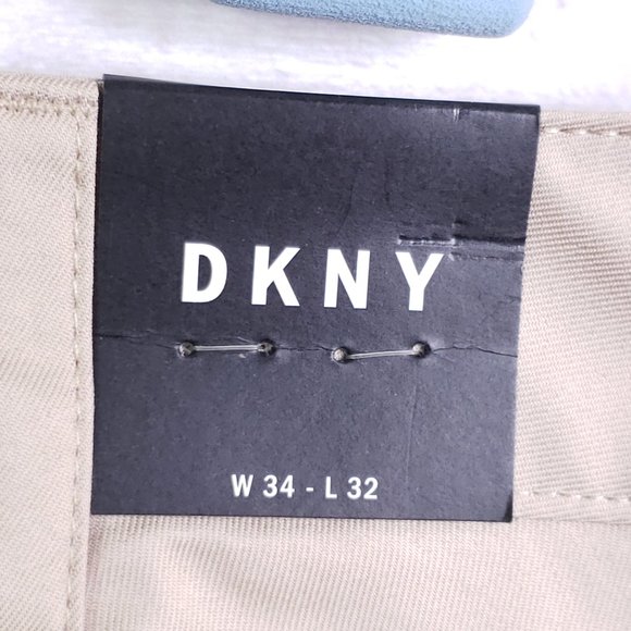 DKNY Men's 34x32 Bedford Stretch Straight Leg Khaki Pants / Slacks Tan Beige NWT - Picture 9 of 10